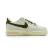 Унисекс кроссовки Nike Air Force 1 07 Light Bone