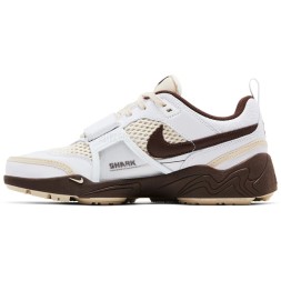 Nike Zoom Field Jaxx x Travis Scott Light Chocolate