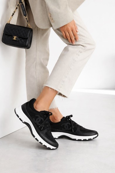 Женские кроссовки Chanel Metiers D'art Laminated and Suede Calfskin Sneakers Black