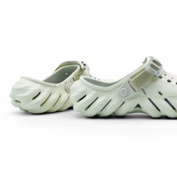 Crocs Echo Clog Cream