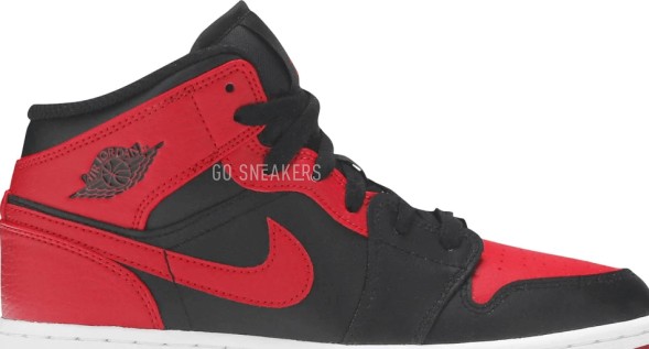 Женские кроссовки Nike Air Jordan 1 Mid GS &amp;#039;Banned&amp;#039;