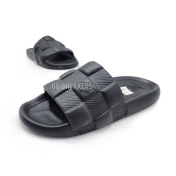 Louis Vuitton Flip-flops Black